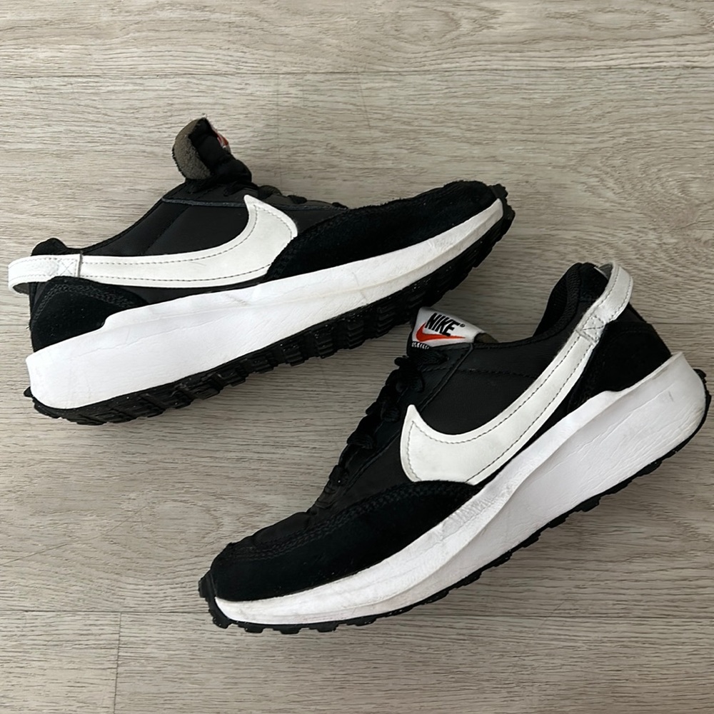 Nike women’s wafffle debut